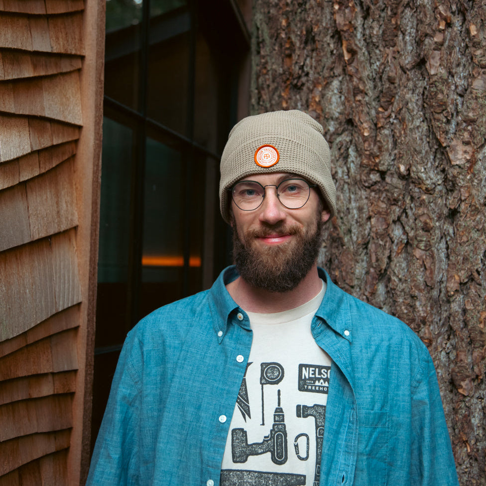 Nelson Beanie mit Lederaufnäher