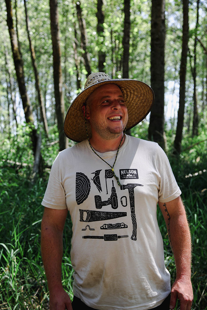 Camiseta de herramientas de la casa del árbol